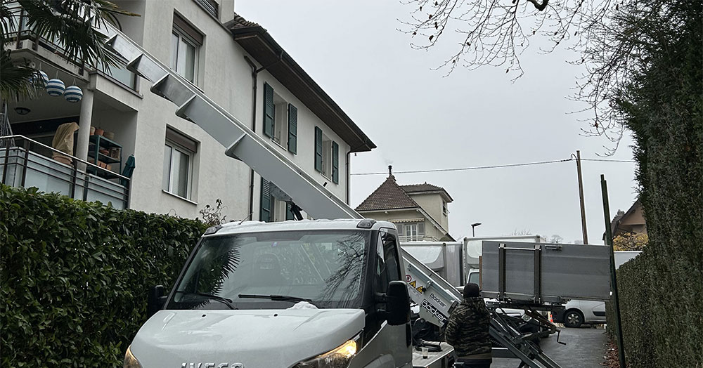 Location d'un monte meuble à Prilly pour une demi-journée 